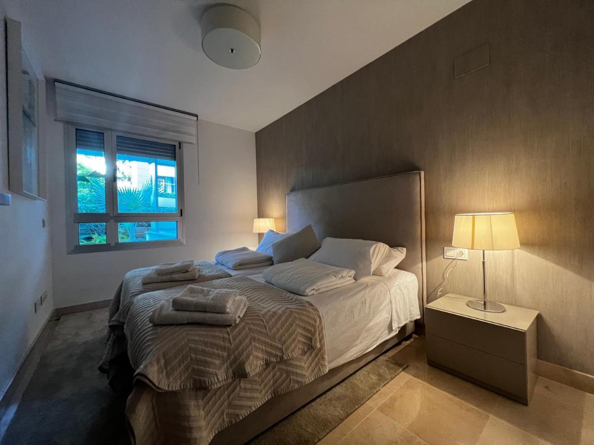 Royal Banus Apartment Marbella Exterior photo